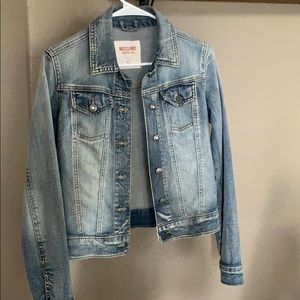 Mossimo denim jacket. NWOT.